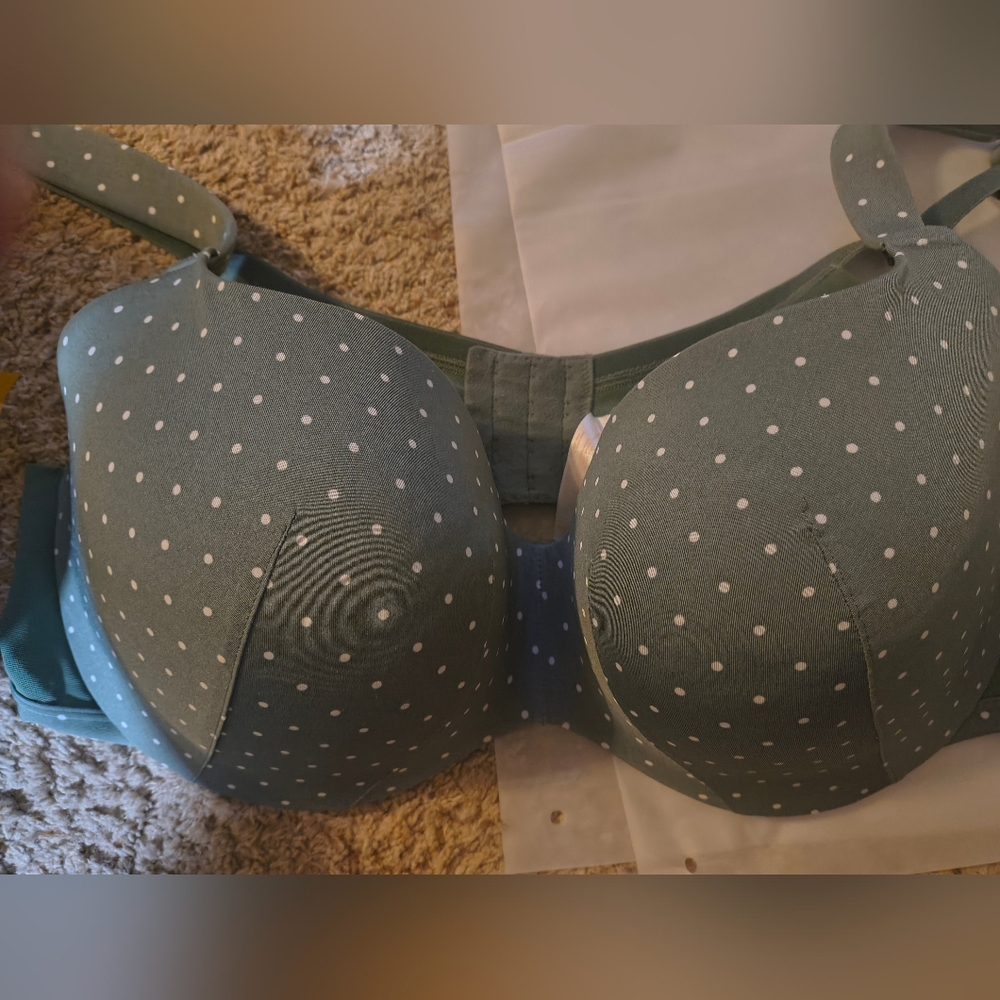 Set Of One Cacique Olive Green uplift  Balconette Bra And 4 Matching Panties